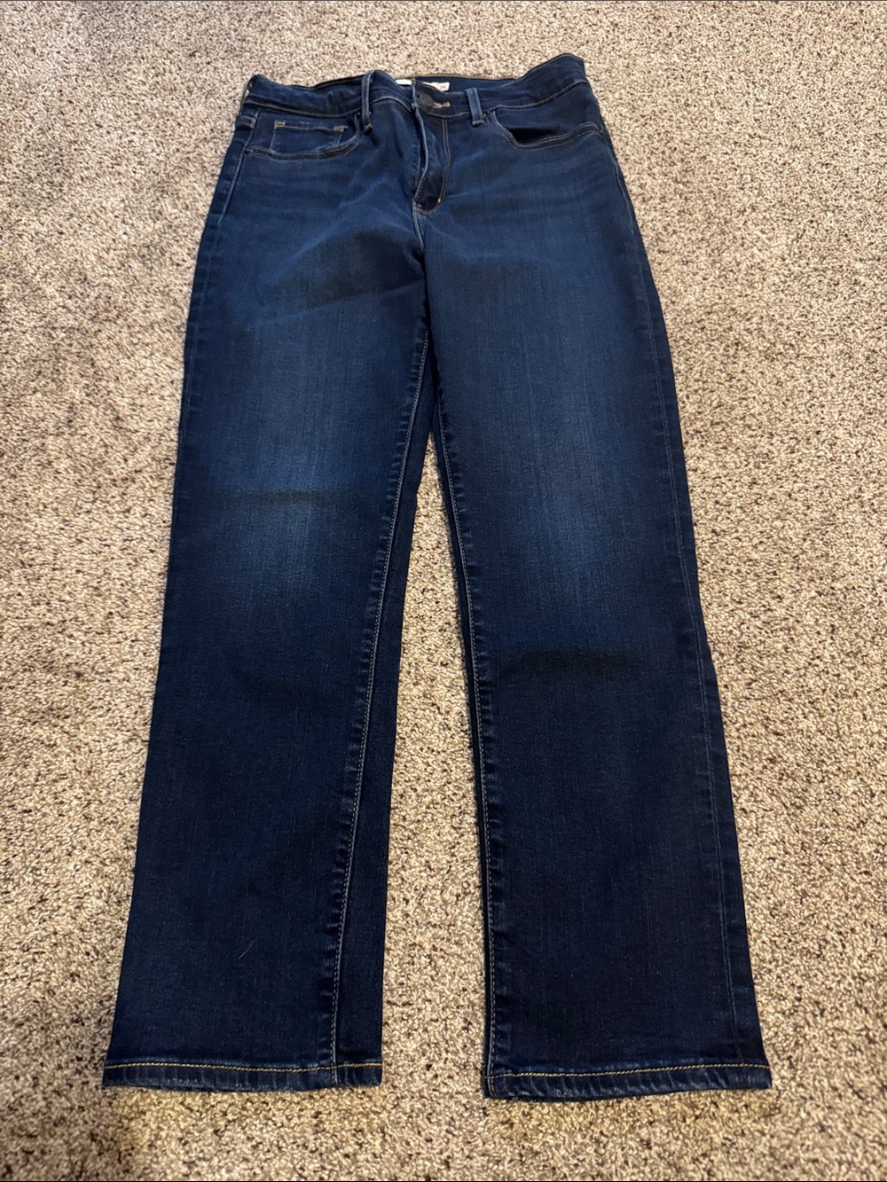 Levi's 724 Women's Dark Indigo High Rise Jeans with Big E tag size 29